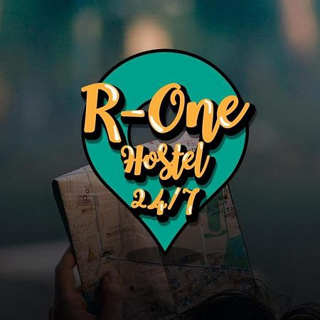 R-One 24/7 Otel Bangkok Dış mekan fotoğraf